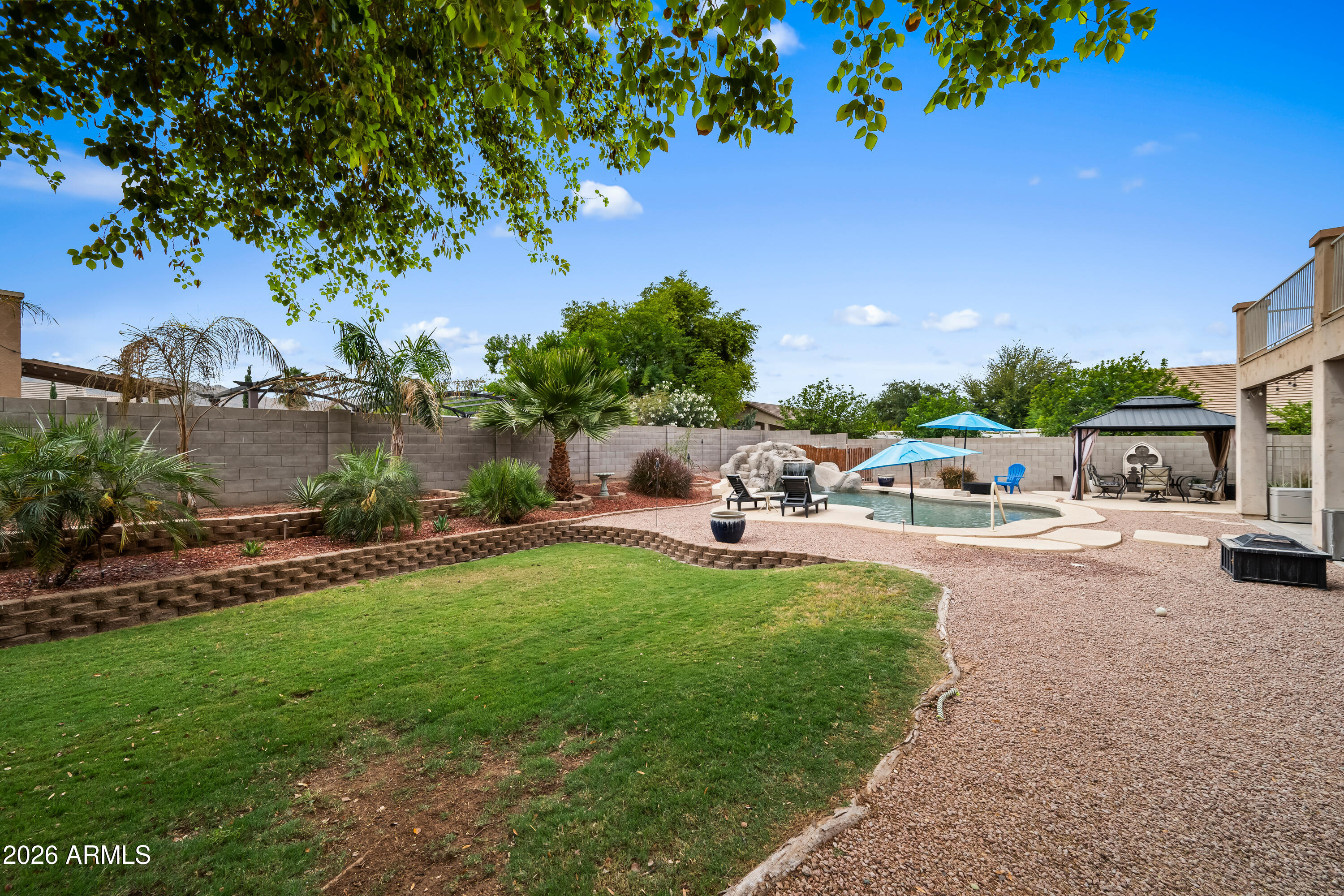 2011 West Branham Lane Phoenix, AZ 85041 - Photo 33 of 42 DSC_2718