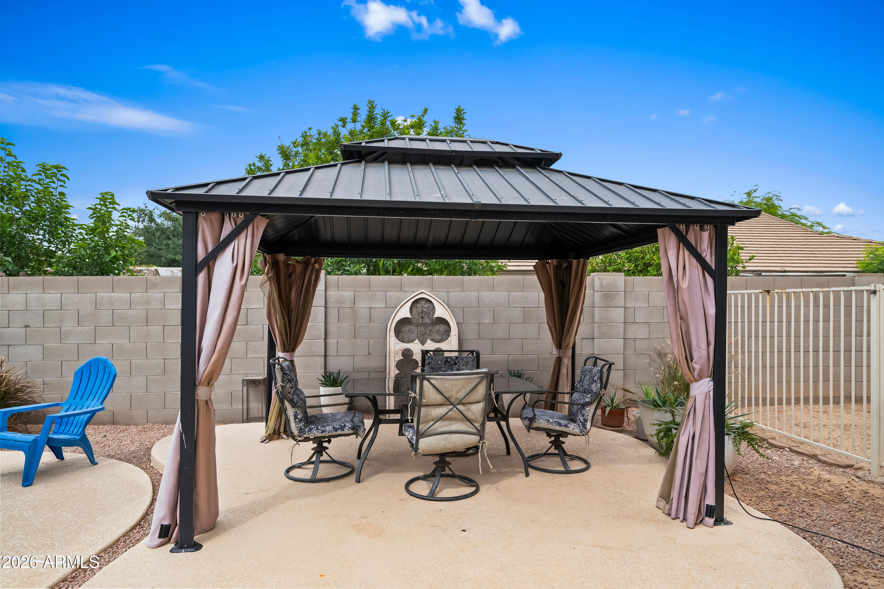 2011 West Branham Lane Phoenix, AZ 85041 - Photo 34 of 42 DSC_2706
