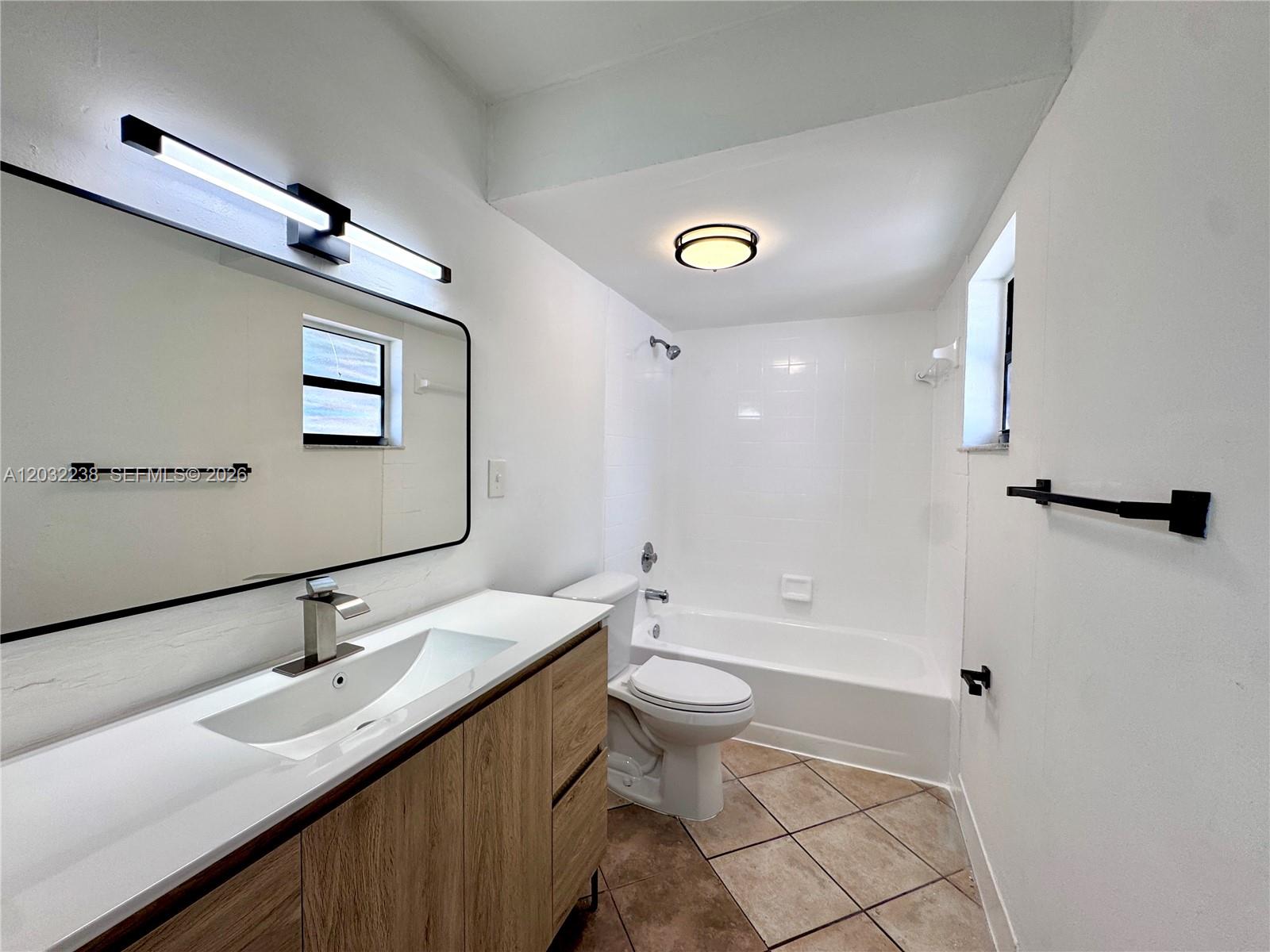 1250 Lincoln Road, Unit 203 Miami Beach, FL 33139 - Photo 22 of 25