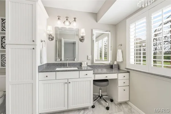 $700,000 | 22146 Glen Ellen Lane, Warrenton, MO 63383