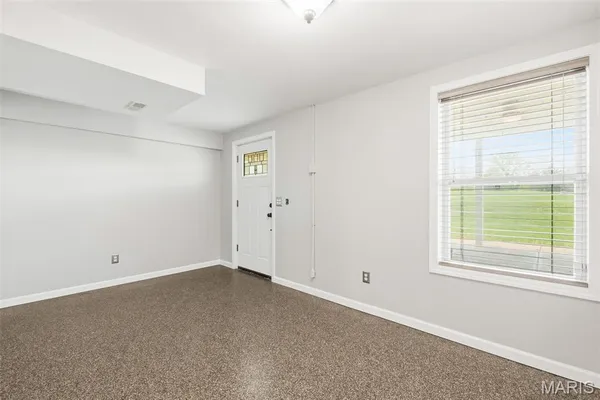 $700,000 | 22146 Glen Ellen Lane, Warrenton, MO 63383