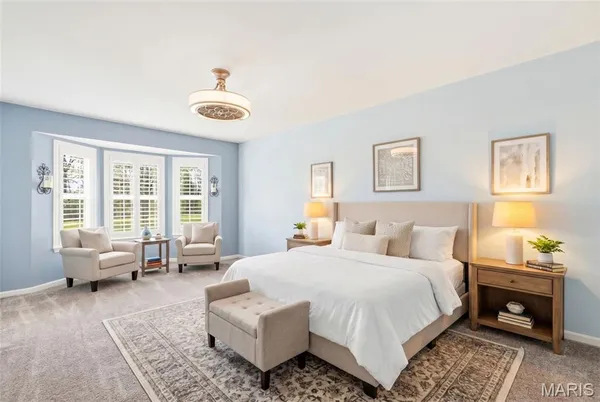 $700,000 | 22146 Glen Ellen Lane, Warrenton, MO 63383