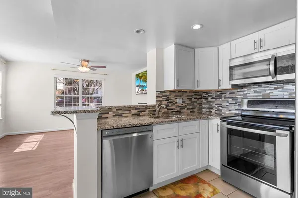 $2,100 | 14006 Vista Drive, Unit 7, Laurel, MD 20707