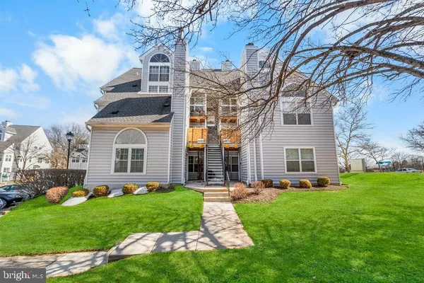 $2,100 | 14006 Vista Drive, Unit 7, Laurel, MD 20707