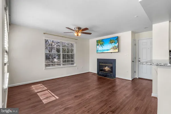 $2,100 | 14006 Vista Drive, Unit 7, Laurel, MD 20707