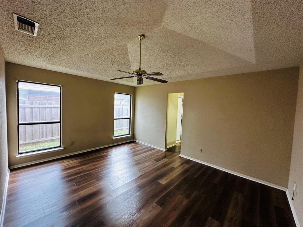 6741 Ridgetop Road North Richland Hills, TX 76182 - Photo 27 of 40 Primary Bedroom
