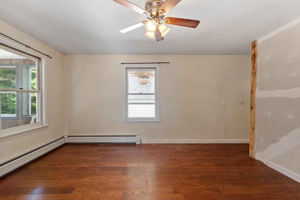 28 Wellesley Street Athol, MA 01331 - Photo 6 of 23