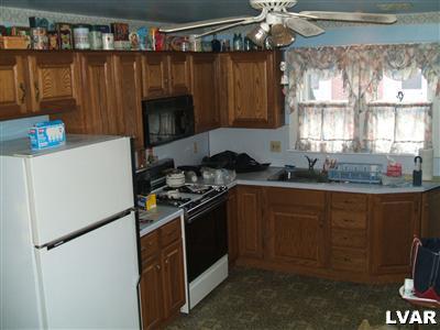 3854 Chestnut Road Alburtis, PA 18011 - Photo 4 of 8 Gallery Image 4