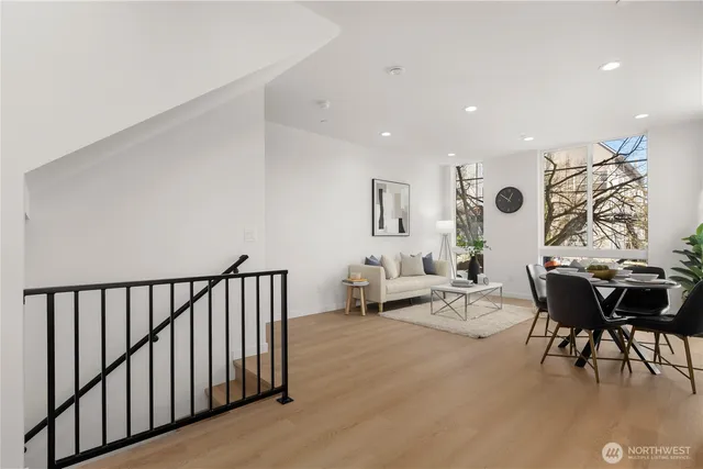 $1,120,000 | 953 North 35th Street, Seattle, WA 98103