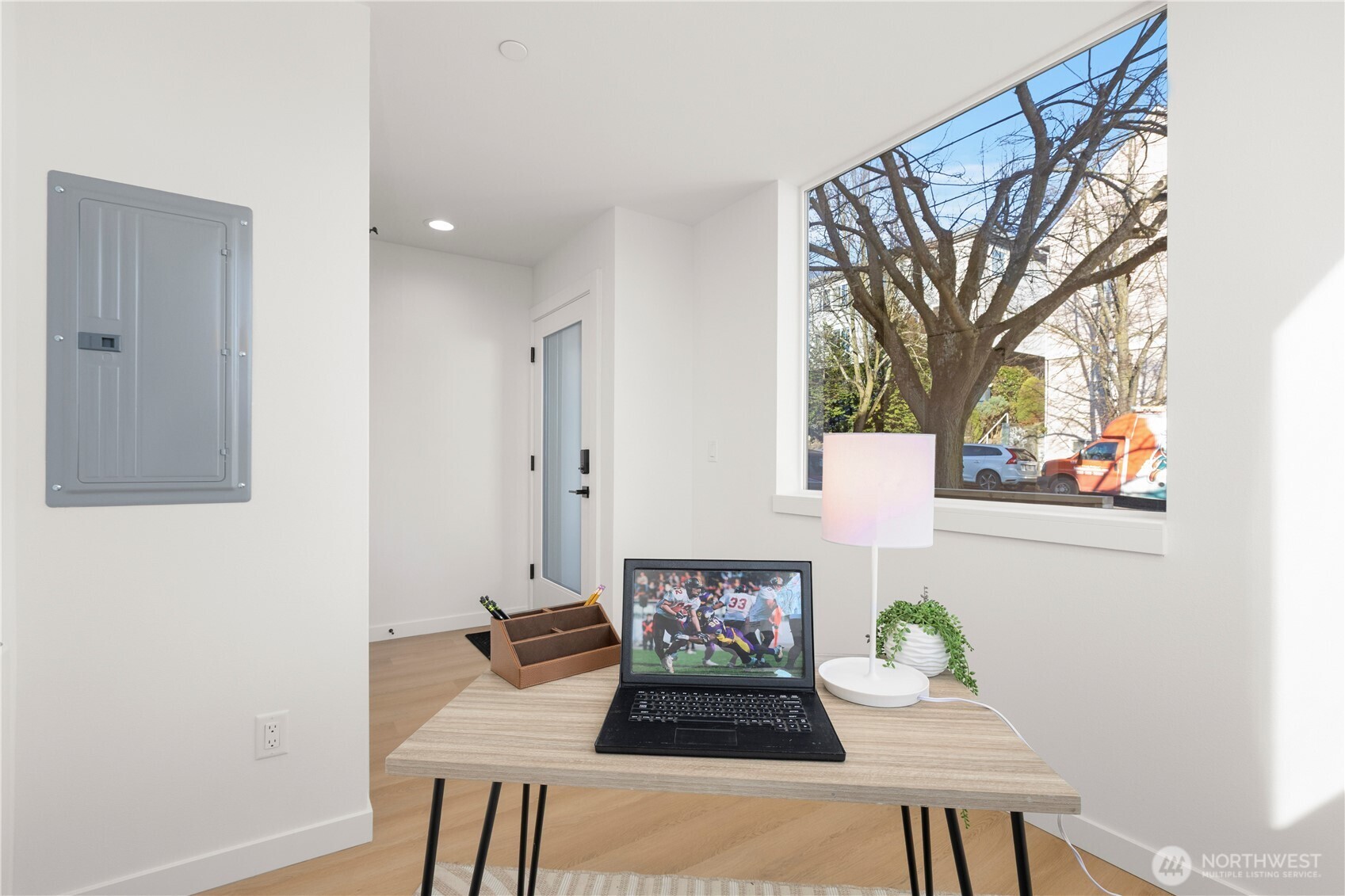 953 North 35th Street Seattle, WA 98103 - Photo 31 of 38