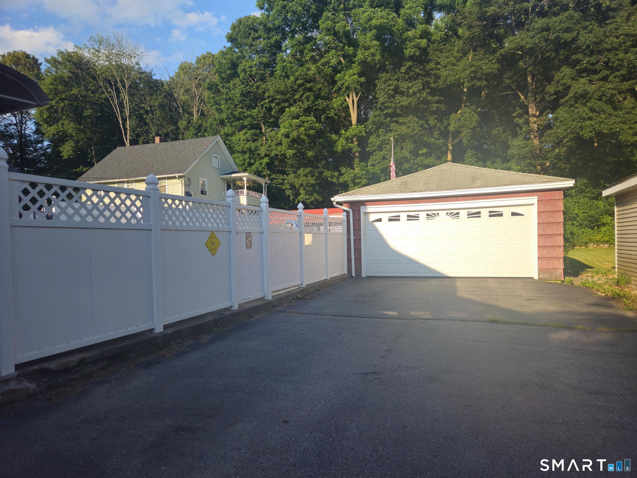44 School Street Killingly, CT 06239 - Photo 2 of 8