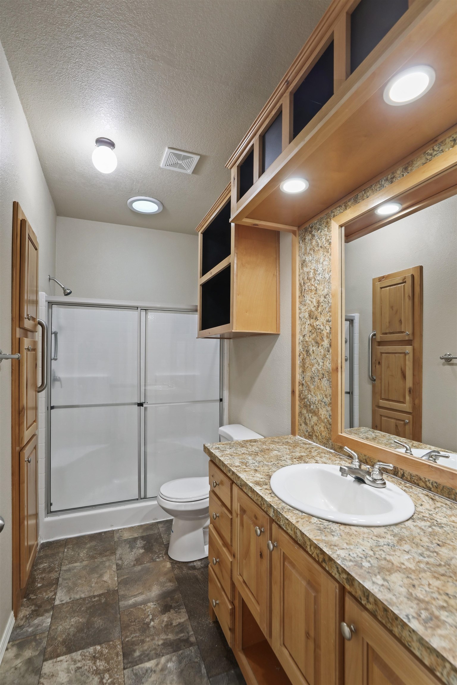 13707 South Short Road Spokane, WA 99224 - Photo 13 of 20