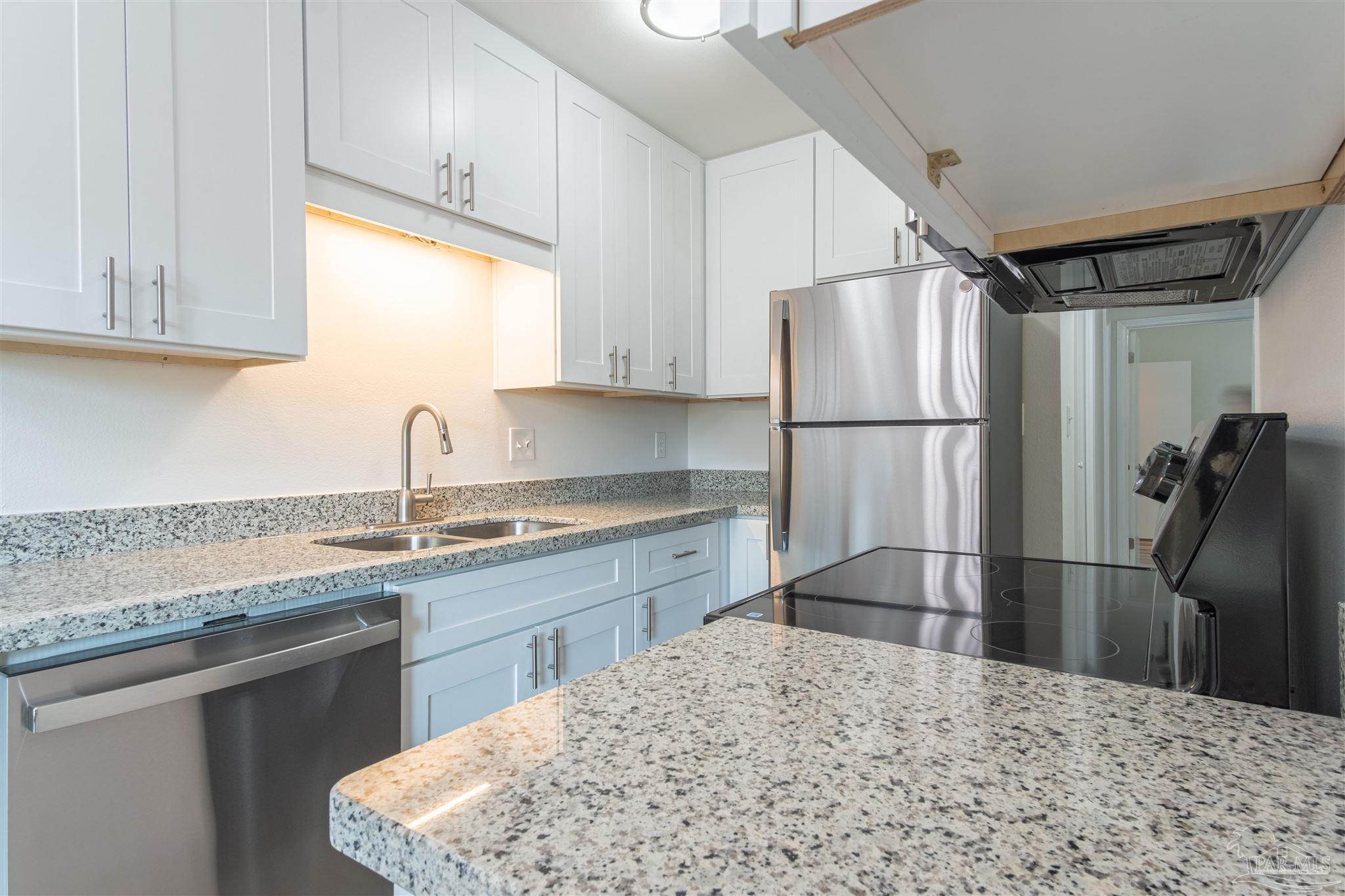9345 Chisholm Road, Unit P4 Pensacola, FL 32514 - Photo 11 of 32