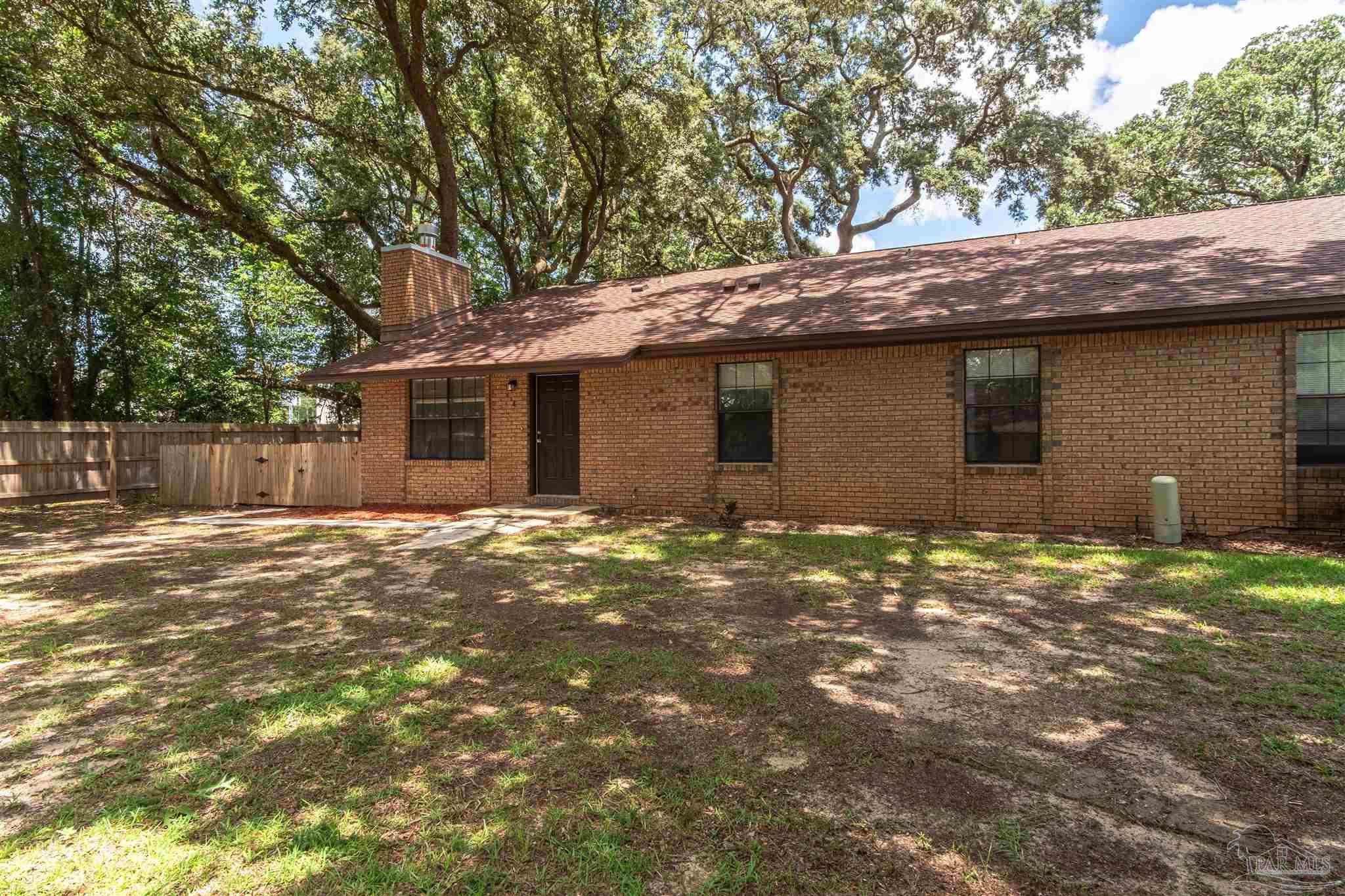 9345 Chisholm Road, Unit P4 Pensacola, FL 32514 - Photo 2 of 32
