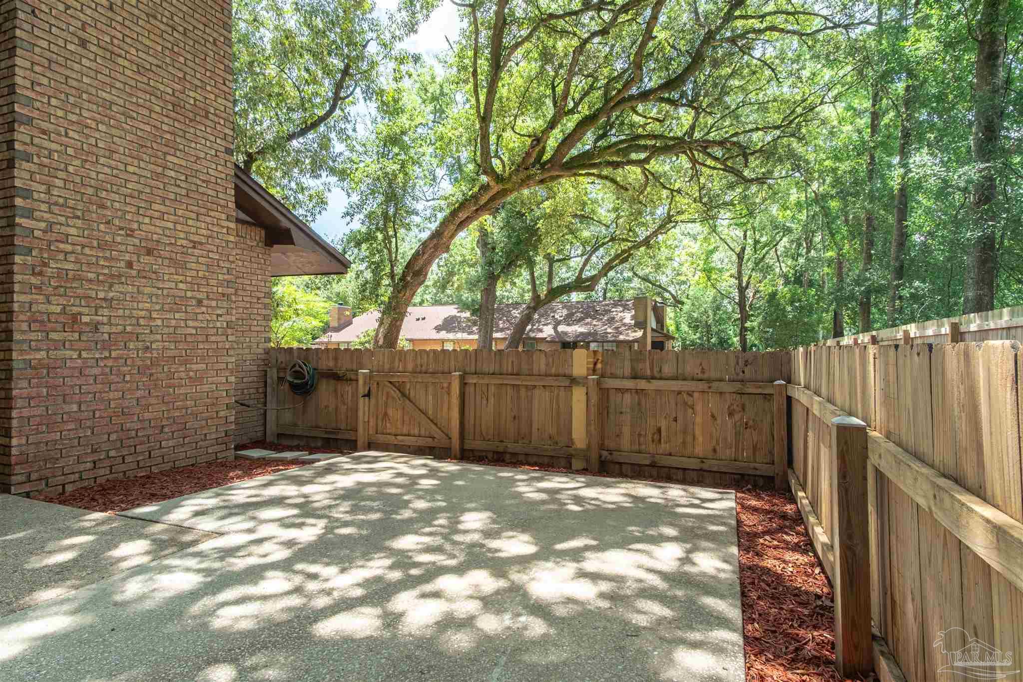 9345 Chisholm Road, Unit P4 Pensacola, FL 32514 - Photo 29 of 32