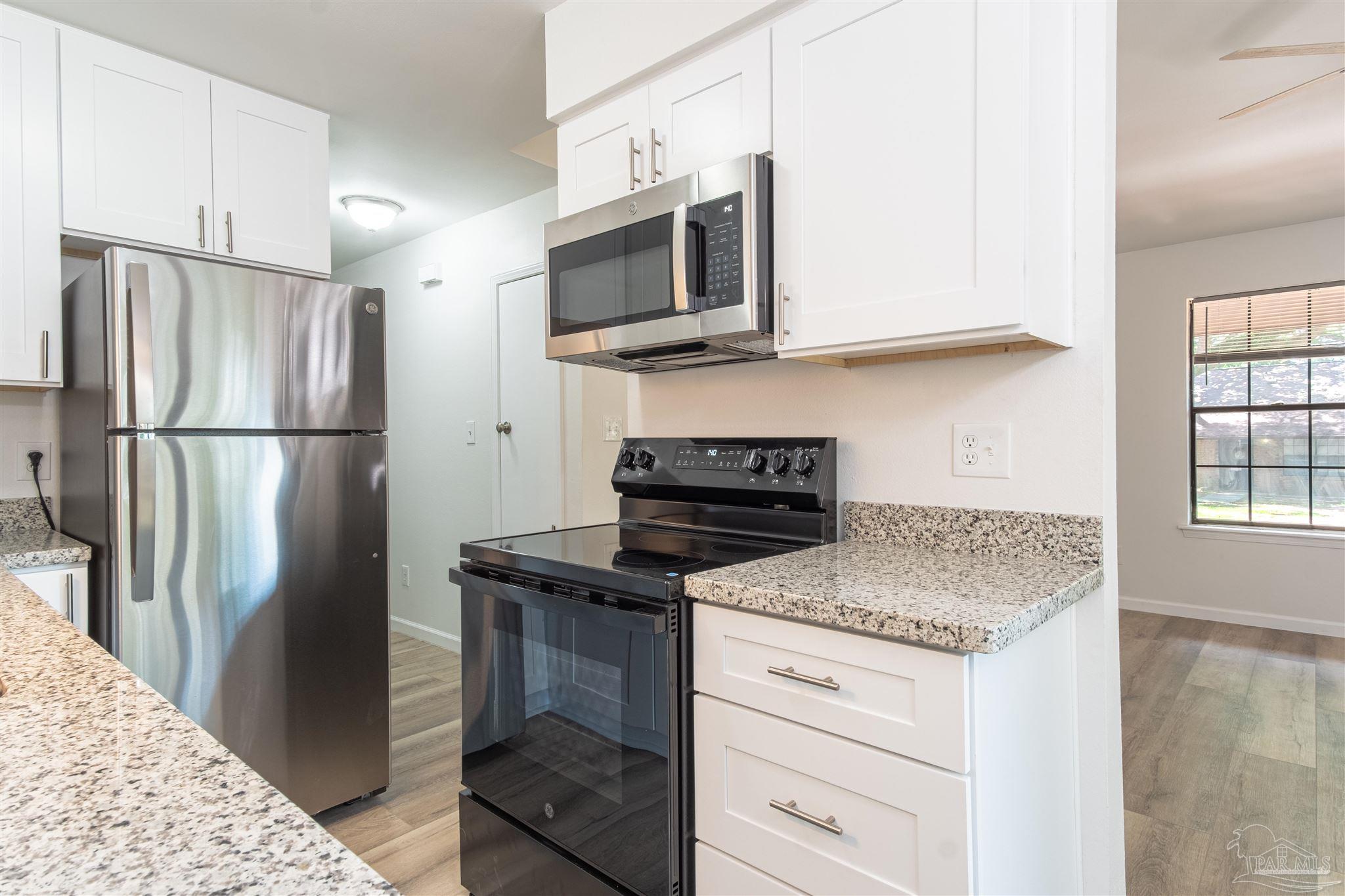 9345 Chisholm Road, Unit P4 Pensacola, FL 32514 - Photo 10 of 32