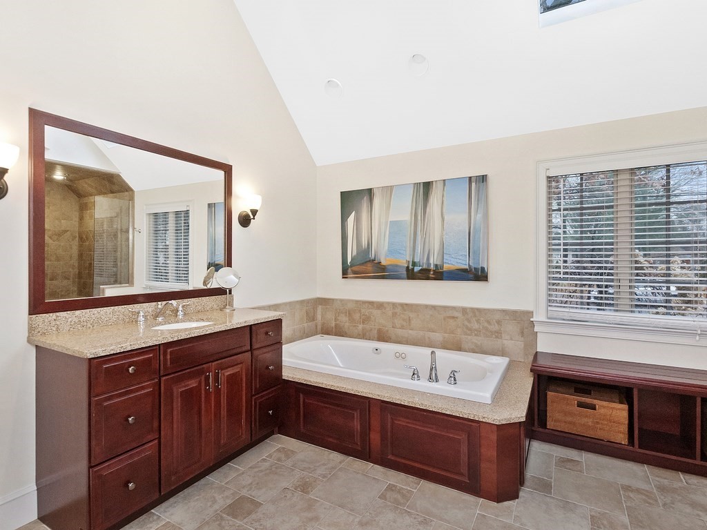 84 Craftsland Road Brookline, MA 02467 - Photo 14 of 30