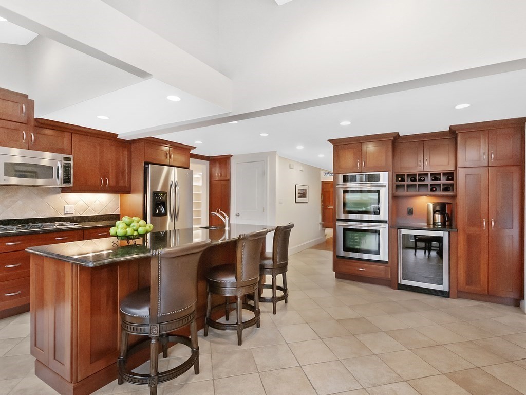 84 Craftsland Road Brookline, MA 02467 - Photo 7 of 30