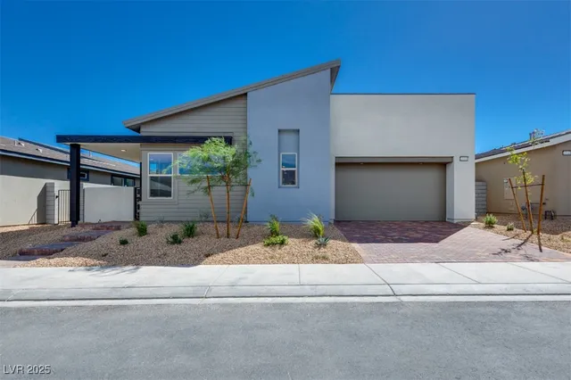 $876,705 | 10350 Hanging Lake Street, Las Vegas, NV 89166