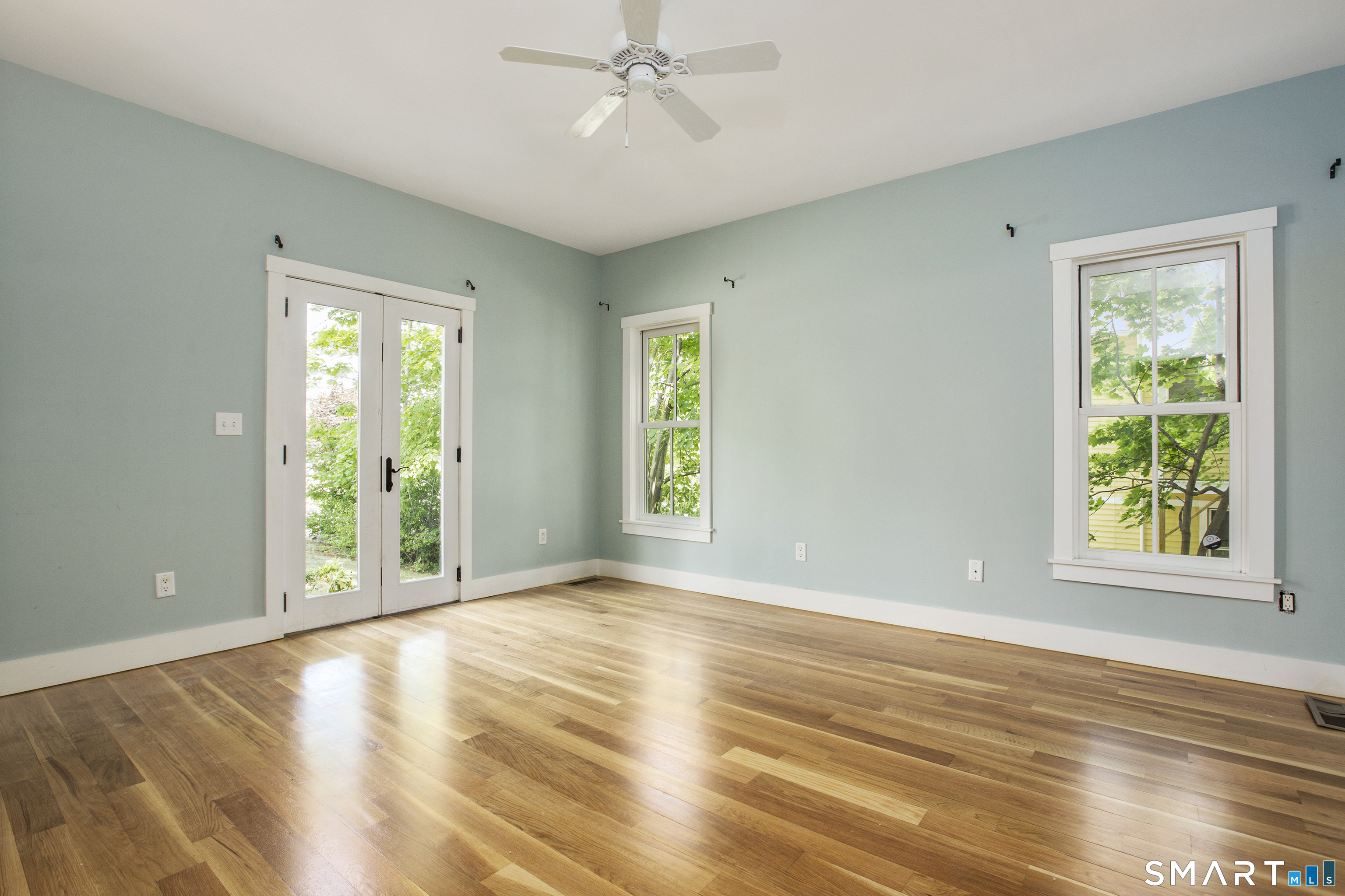 14 Burr Road Westport, CT 06880 - Photo 13 of 21