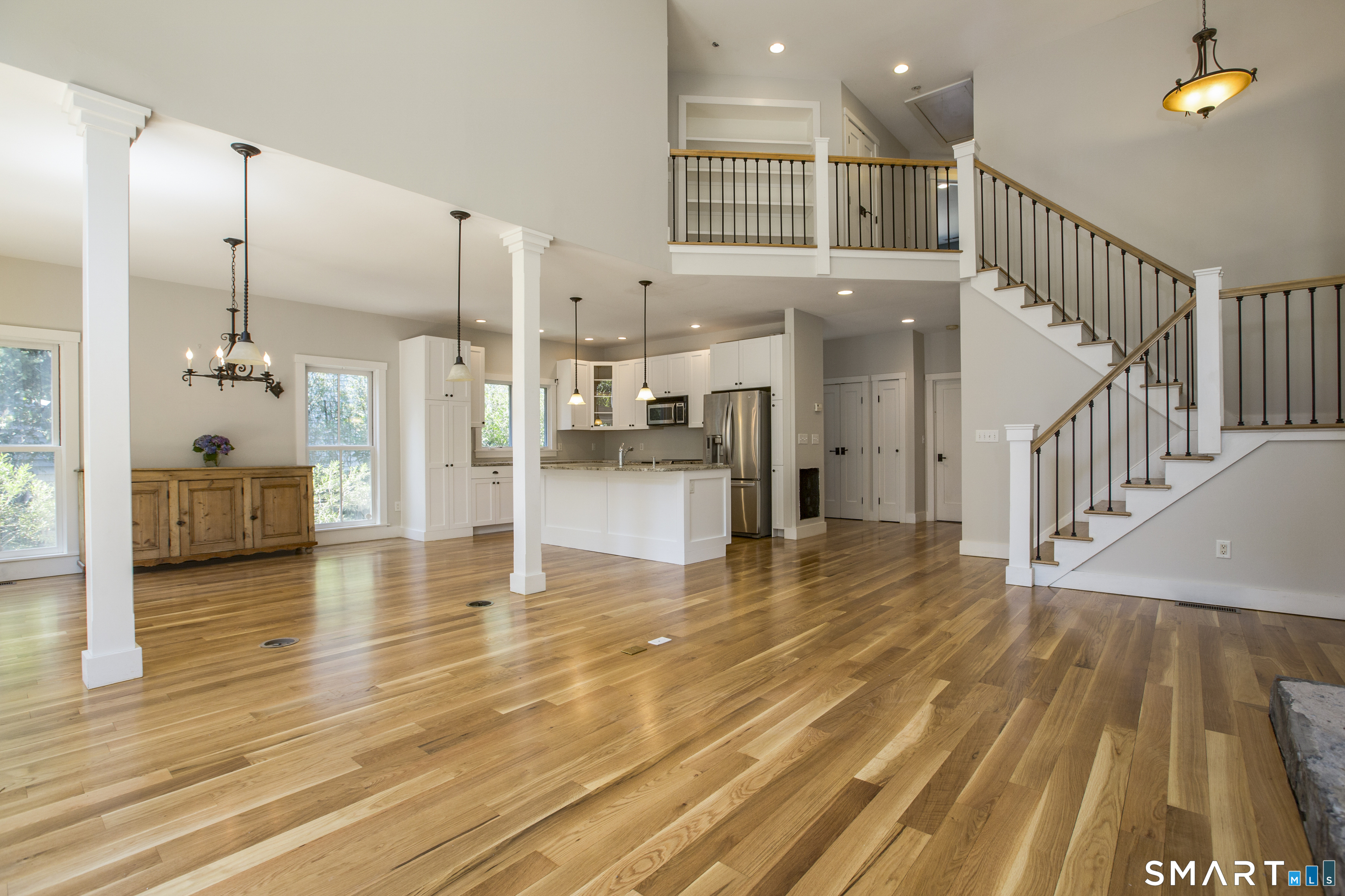 14 Burr Road Westport, CT 06880 - Photo 4 of 21