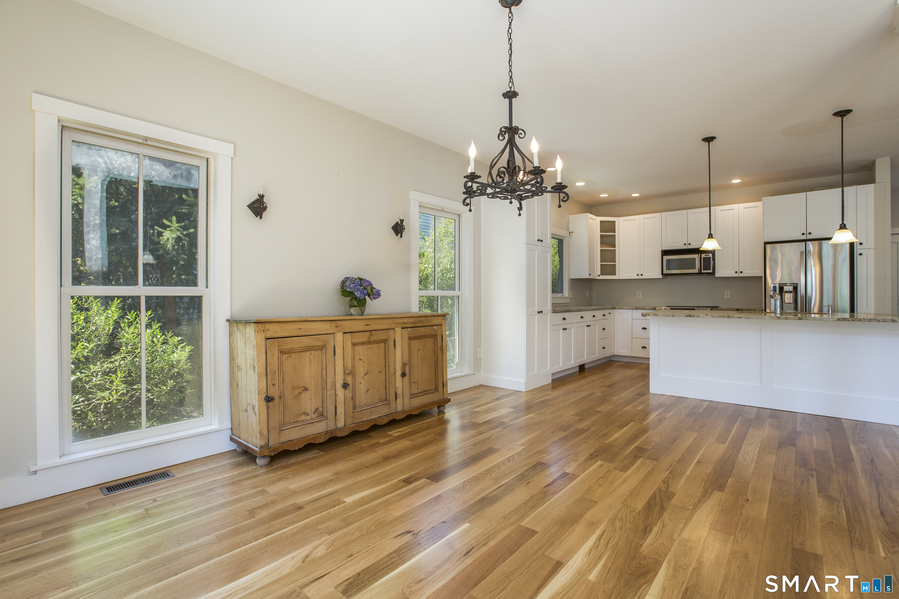 14 Burr Road Westport, CT 06880 - Photo 7 of 21