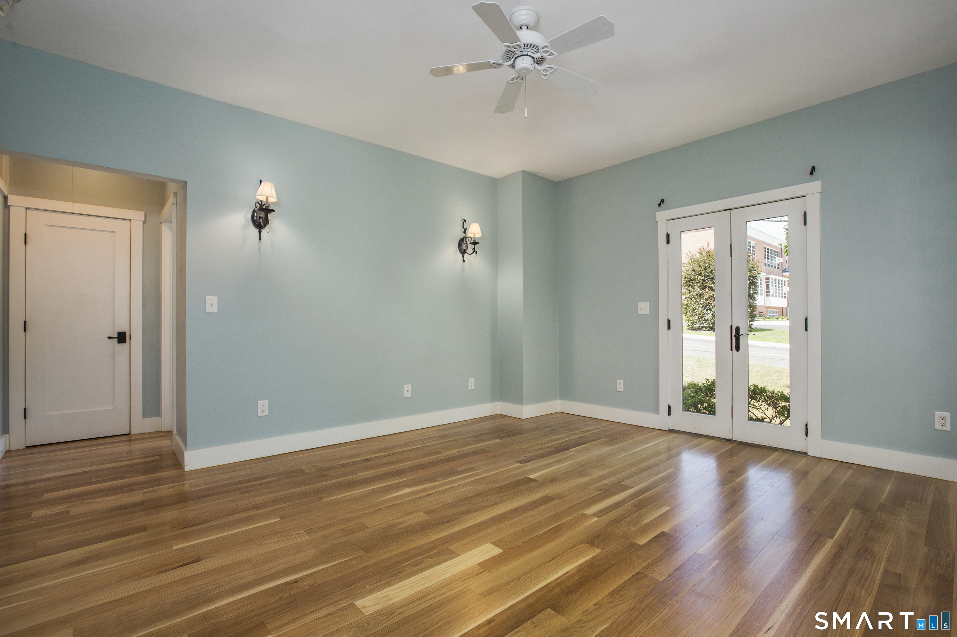 14 Burr Road Westport, CT 06880 - Photo 10 of 21