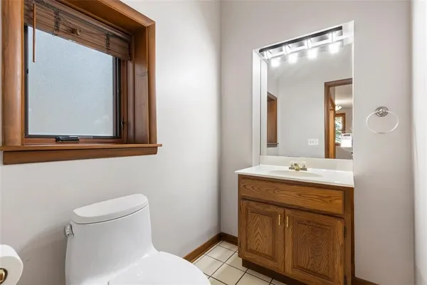 $499,000 | 6109 Fifth Avenue, Unit 2, Pittsburgh, PA 15232