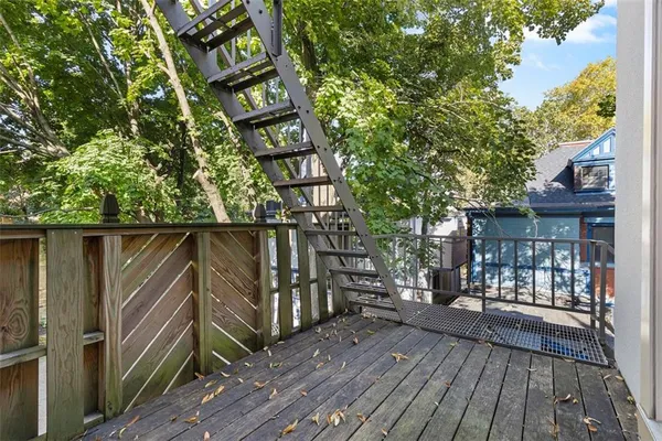 $499,000 | 6109 Fifth Avenue, Unit 2, Pittsburgh, PA 15232