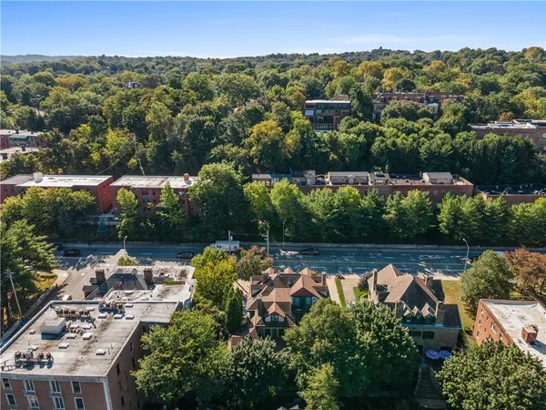 $499,000 | 6109 Fifth Avenue, Unit 2, Pittsburgh, PA 15232