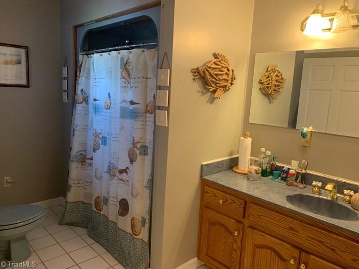 311 Athey Simmons Road Mount Airy, NC 27030 - Photo 12 of 25 Gallery Image 12