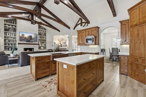 $925,000 | 308 Oak Plaza Cove, Georgetown, TX 78628