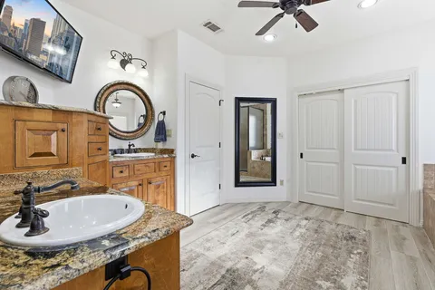 $925,000 | 308 Oak Plaza Cove, Georgetown, TX 78628