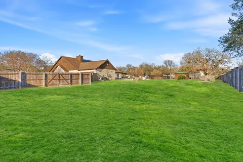 $925,000 | 308 Oak Plaza Cove, Georgetown, TX 78628