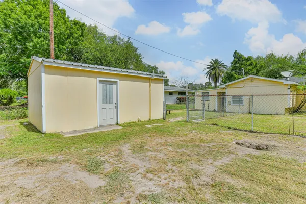 $209,000 | 1732 Highway 3, La Marque, TX 77568