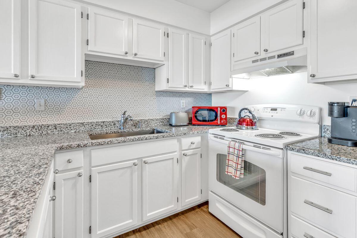 561 Eastern Lake Road, Unit 104 Santa Rosa Beach, FL 32459 - Photo 6 of 18 photo_online_003