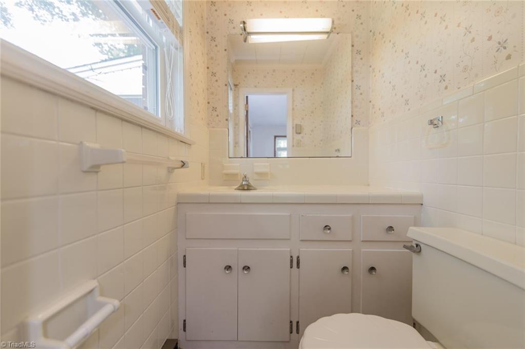 6001 Checker Road High Point, NC 27263 - Photo 14 of 30 Gallery Image 14