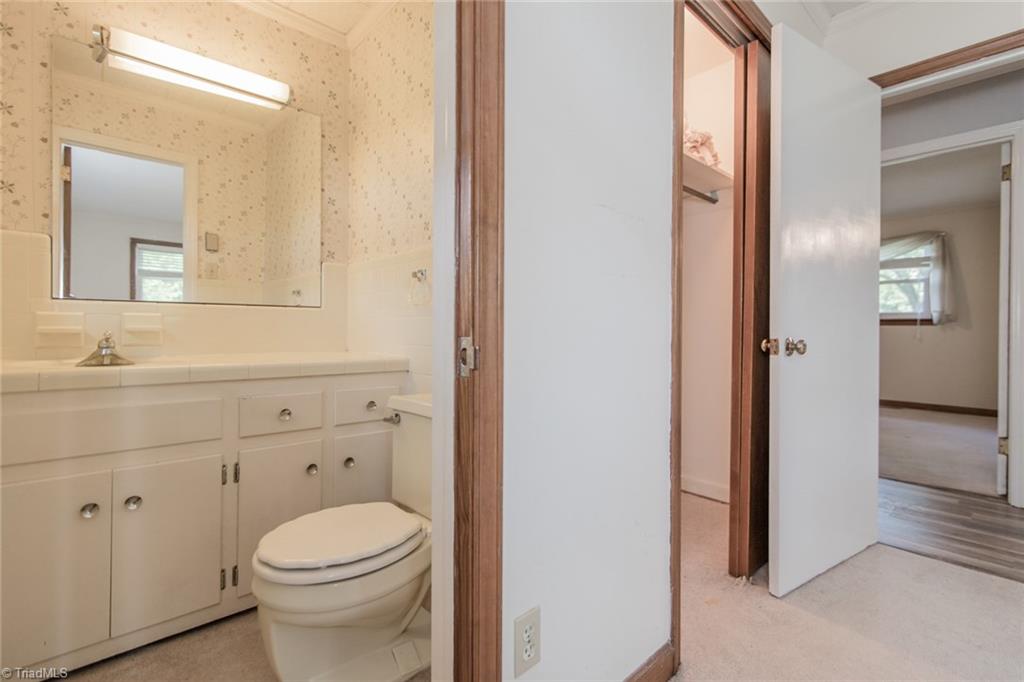 6001 Checker Road High Point, NC 27263 - Photo 15 of 30 Gallery Image 15