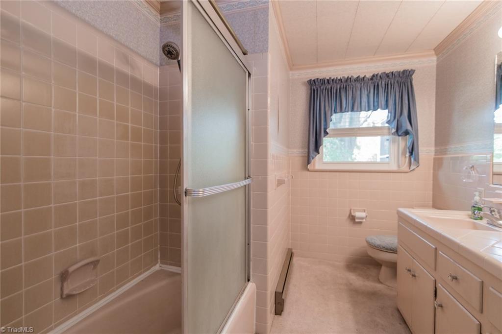 6001 Checker Road High Point, NC 27263 - Photo 16 of 30 Gallery Image 16