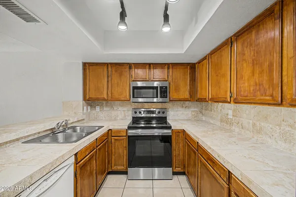 $169,500 | 4730 West Northern Avenue, Unit 1104, Glendale, AZ 85301