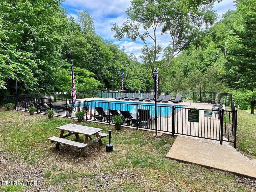 Black Walnut Flats Road Sevierville, TN 37862 - Photo 8 of 11 10