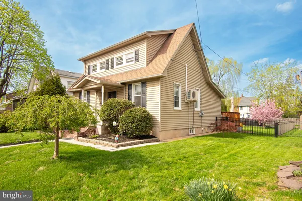 $399,000 | 629 York Avenue, Lansdale, PA 19446