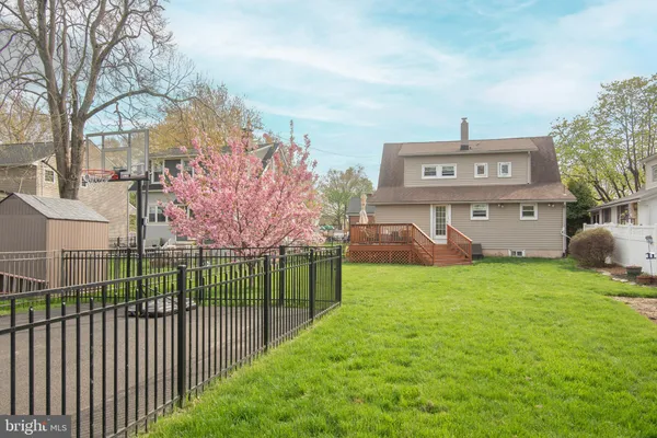 $399,000 | 629 York Avenue, Lansdale, PA 19446