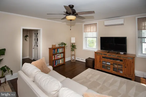 $399,000 | 629 York Avenue, Lansdale, PA 19446
