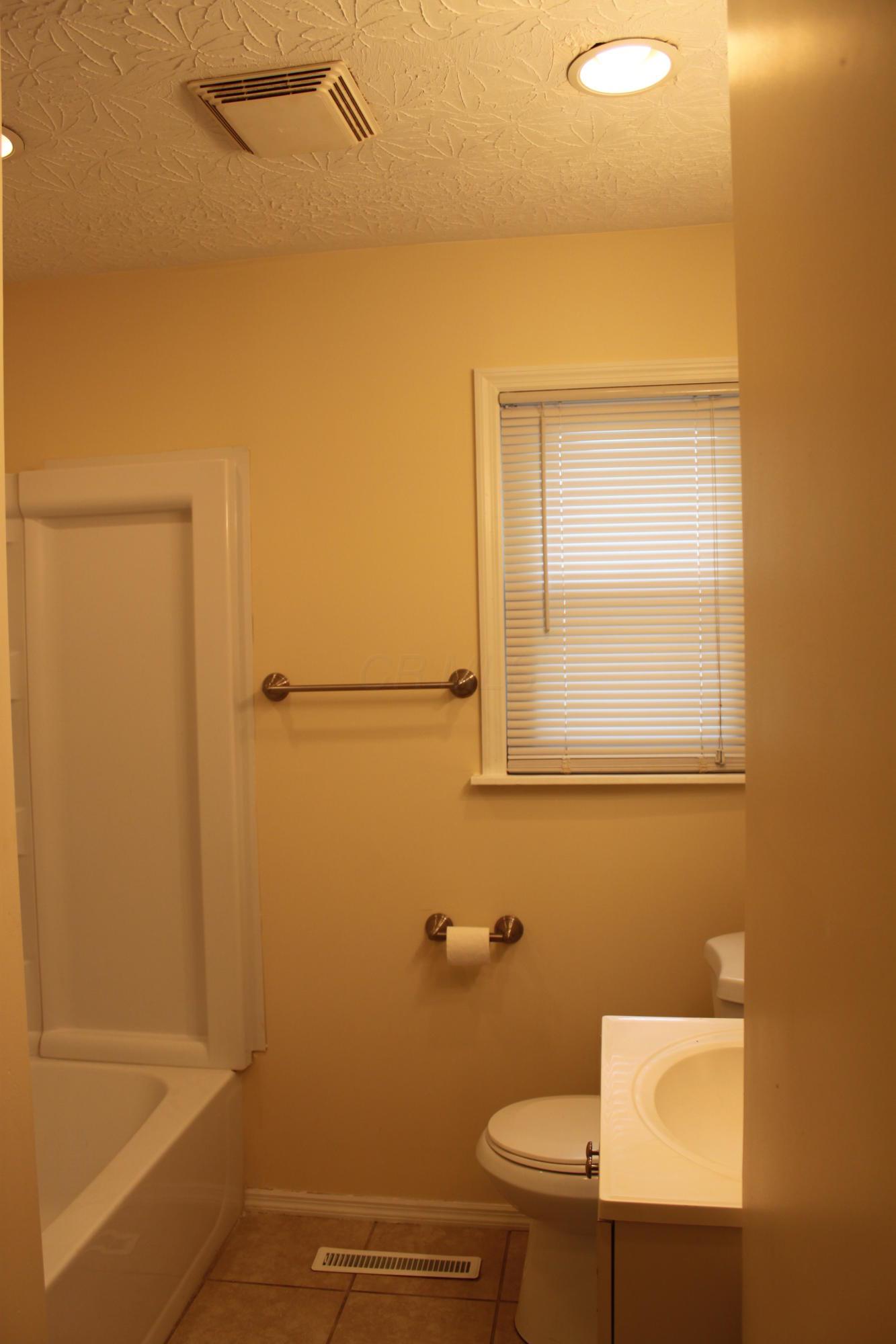 1625 Shady Lane Road Columbus, OH 43227 - Photo 14 of 17 Gallery Image 14