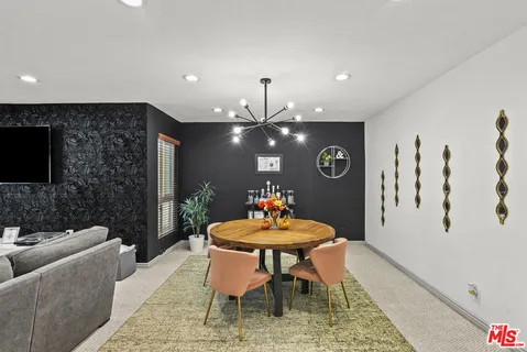 $628,000 | 6752 Hillpark Drive, Unit 202, Los Angeles, CA 90068