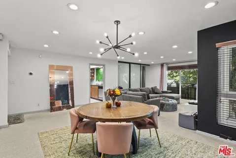 $628,000 | 6752 Hillpark Drive, Unit 202, Los Angeles, CA 90068