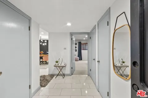 $628,000 | 6752 Hillpark Drive, Unit 202, Los Angeles, CA 90068