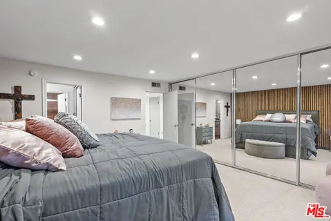 $628,000 | 6752 Hillpark Drive, Unit 202, Los Angeles, CA 90068