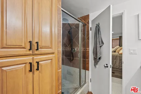 $628,000 | 6752 Hillpark Drive, Unit 202, Los Angeles, CA 90068